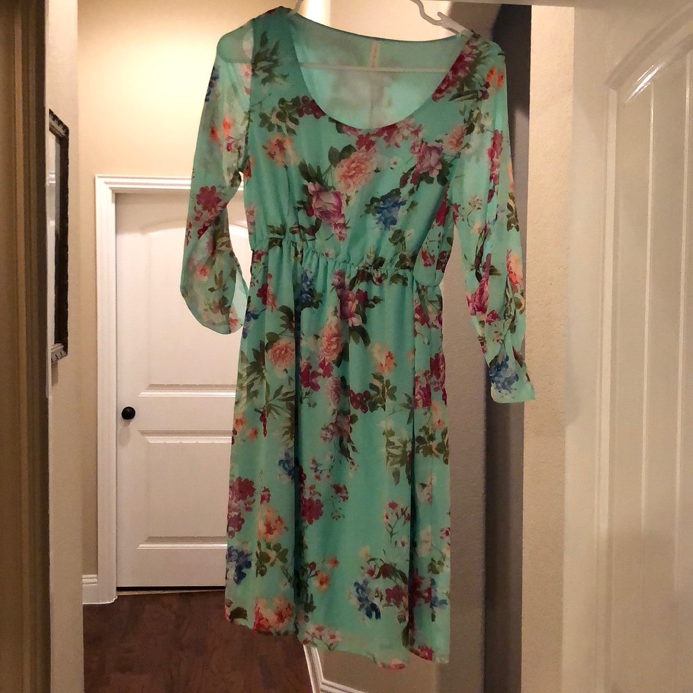 Pink blush maternity dress size small